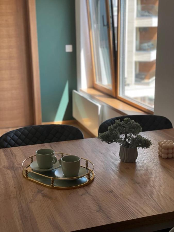 Avram Apartment *